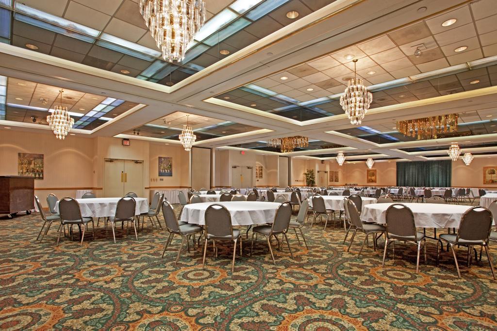 Hotel Salisbury & Conference Center Luaran gambar